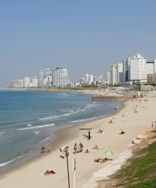 Tauche ein in die Szene von Tel Aviv